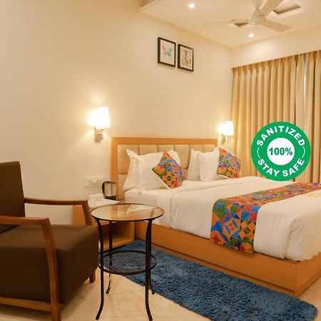 Kvr Capitol Suites Vijayawada Luaran gambar